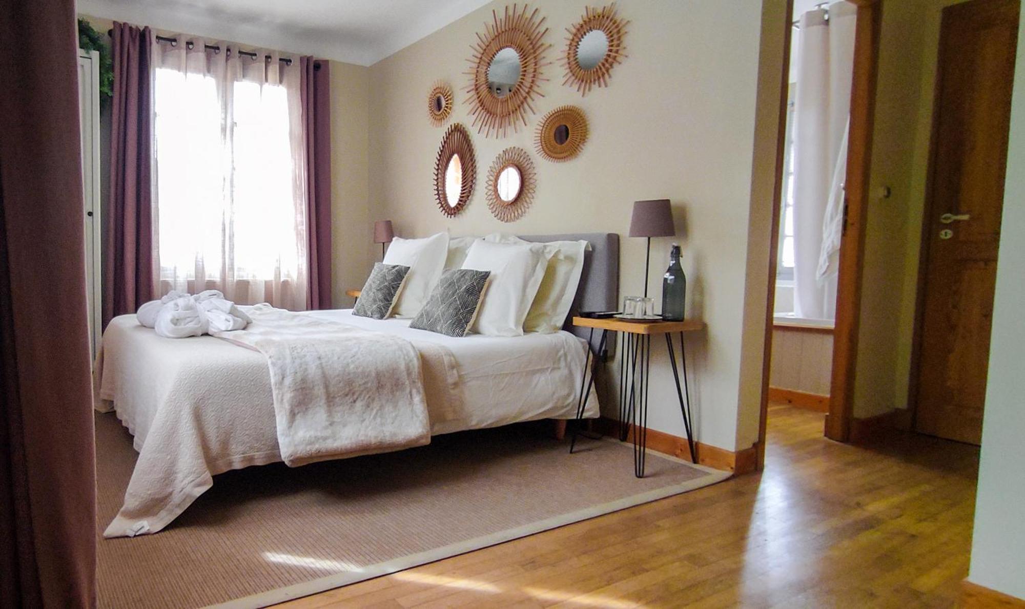 La Source Bed & Breakfast Saint-Cybranet Exterior photo